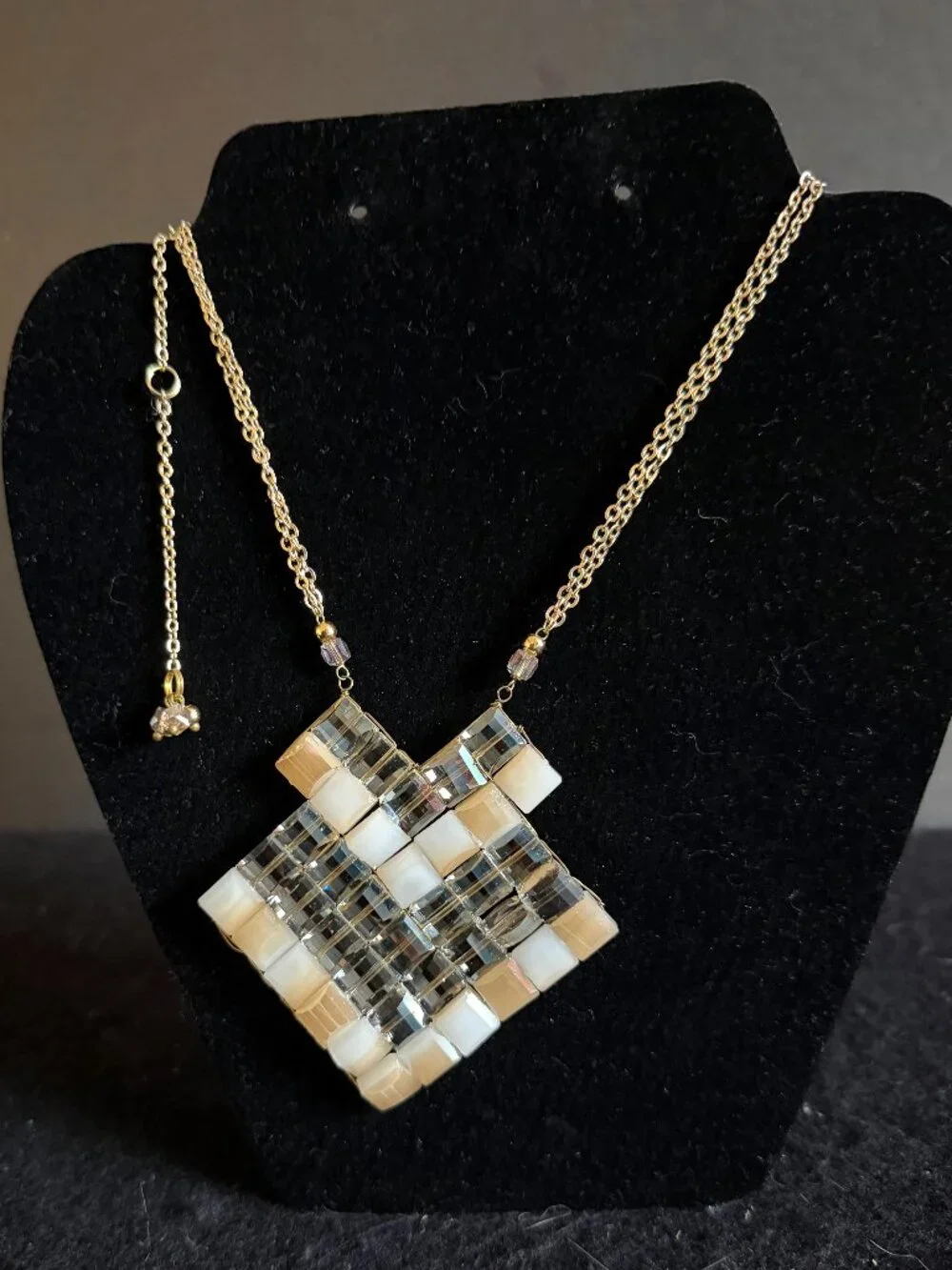 Chico’s Geometric Tan/Gray Statement Necklace Decorative Back Chain